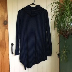 Cutloose shirt striped, asymmetrical, size L